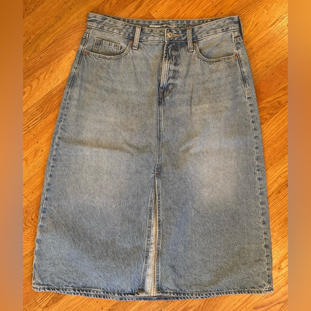 Old Navy 5-Pocket Demin Skirt,Size 14